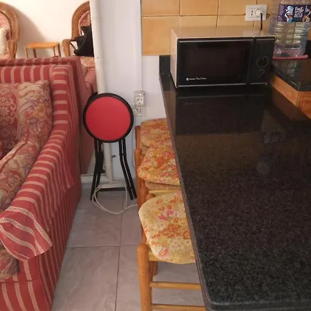 Concanas - Los Gigantes Centre Acantilado de los Gigantes